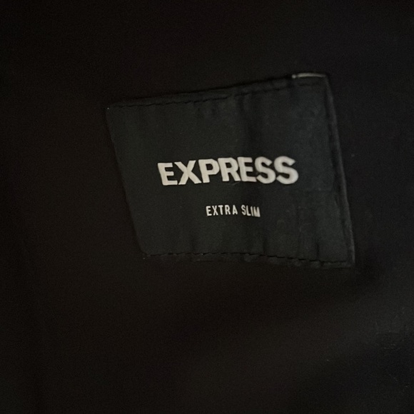 Burgundy men’s Express suit - Picture 5 of 7